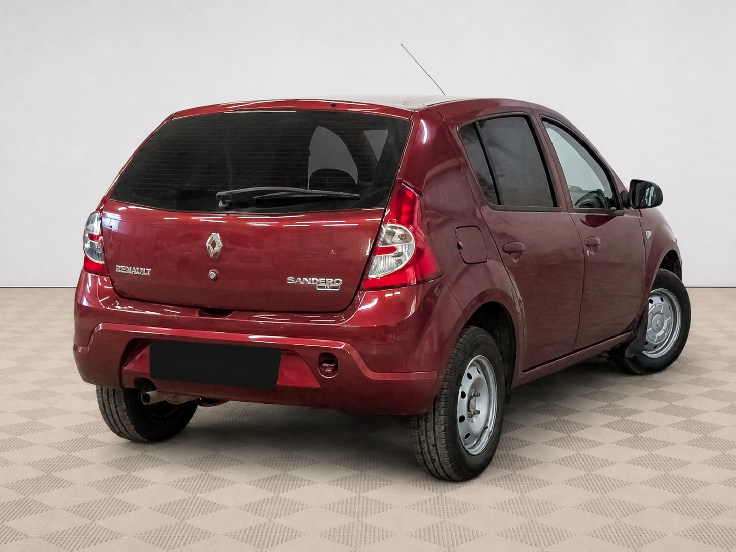 Renault - Renault Sandero, 2013