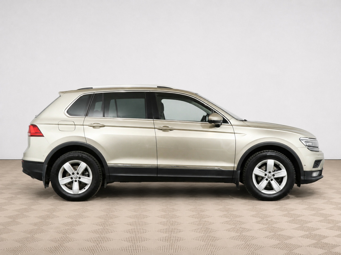 Volkswagen - Volkswagen Tiguan II, 2018