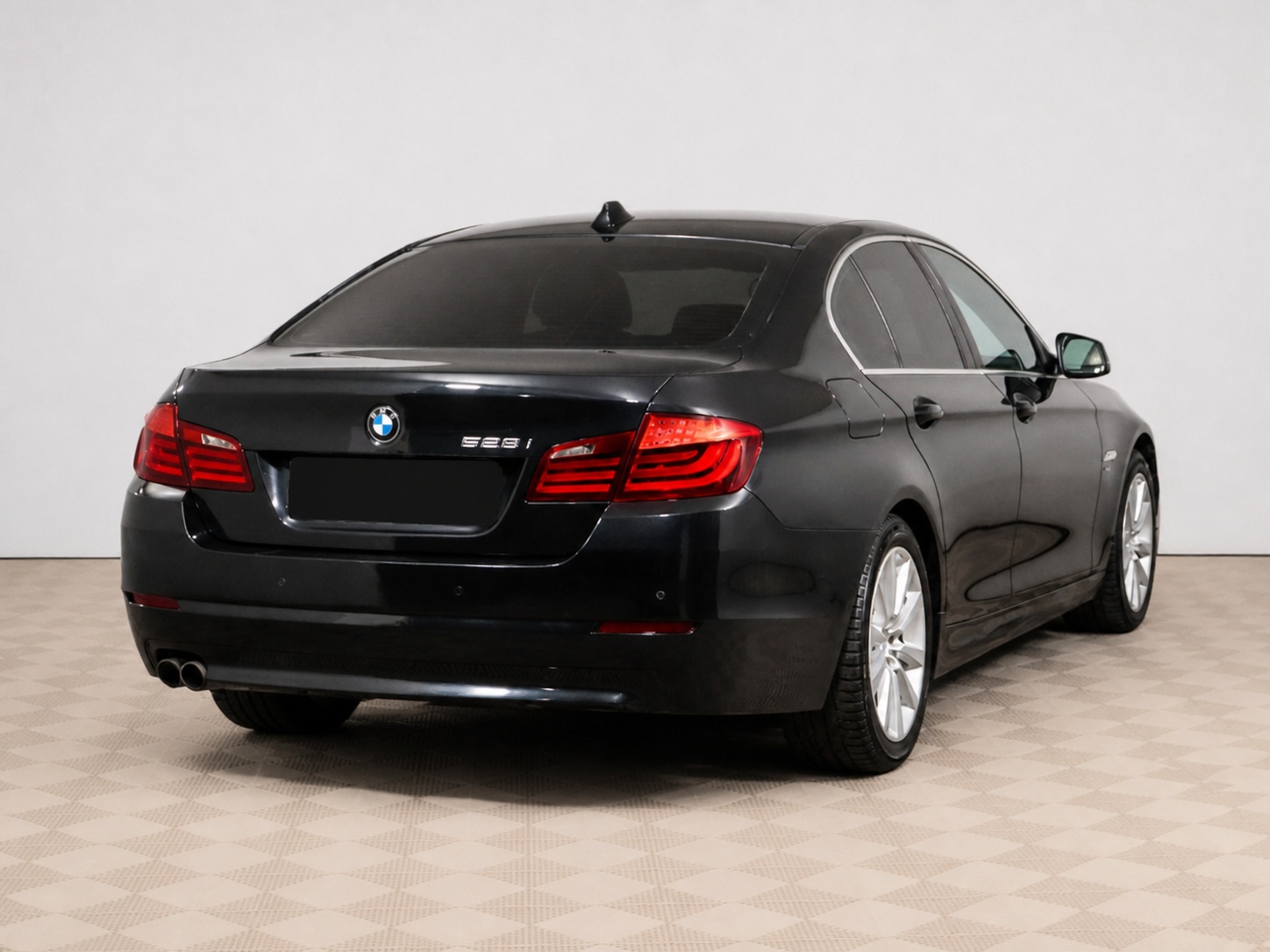 BMW - BMW 5 серии 528i xDrive VI (F10/F11/F07), 2011