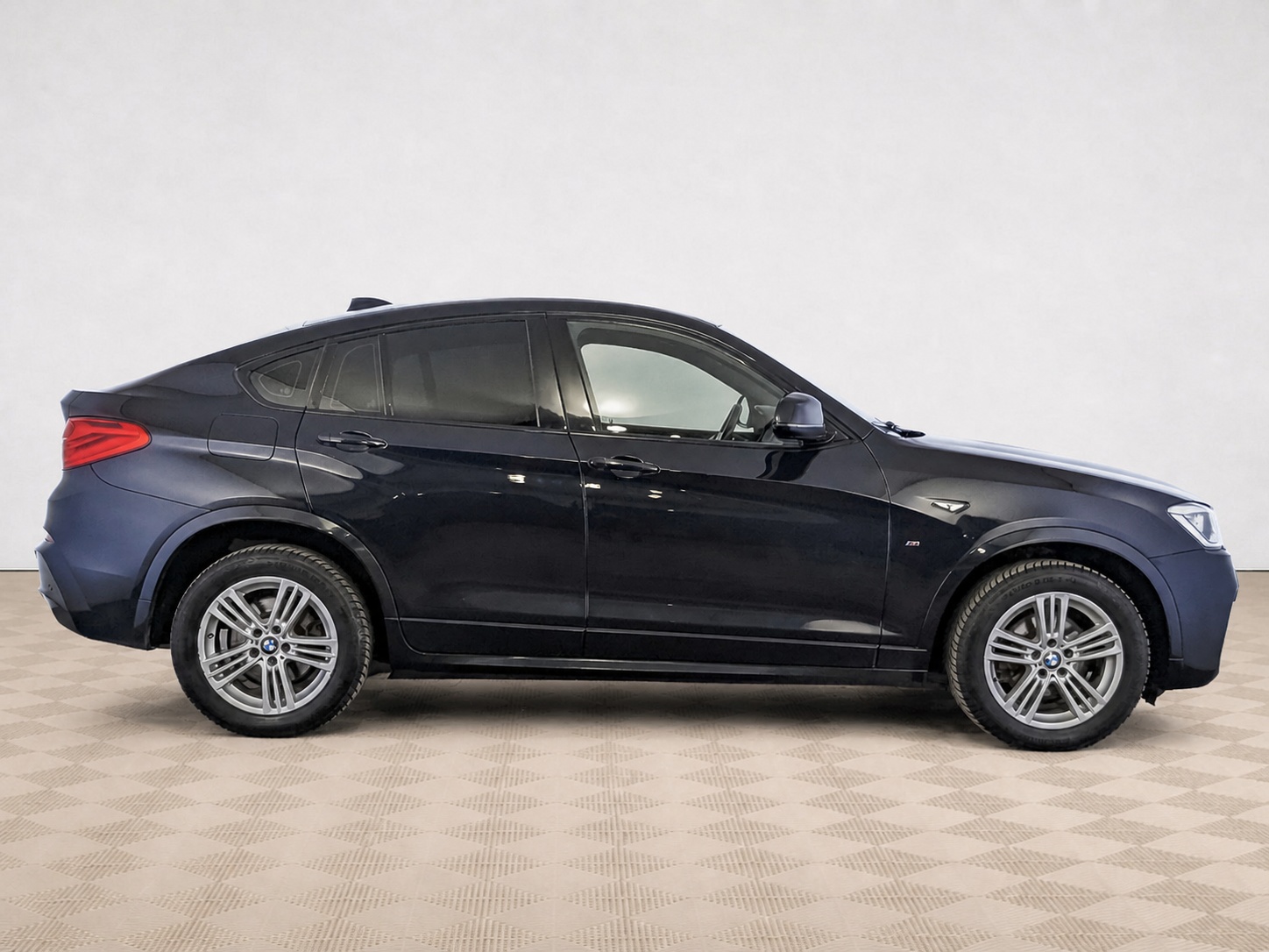 BMW - BMW X4, 2016
