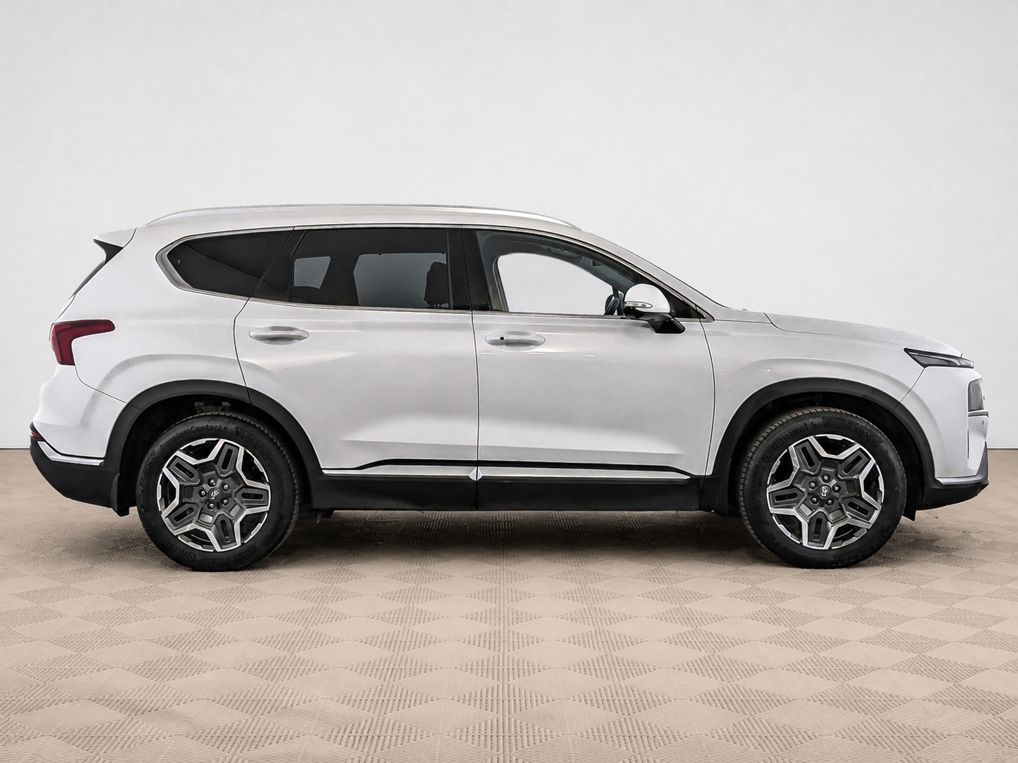 Hyundai - Hyundai Santa Fe, 2022