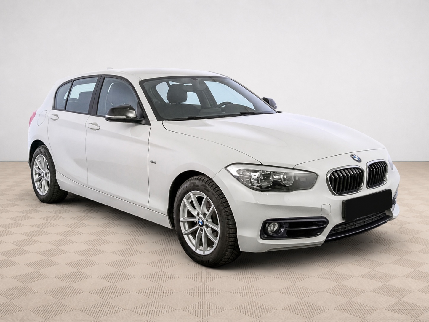 BMW - BMW 1 серии 118i II (F20/F21) Рестайлинг, 2015