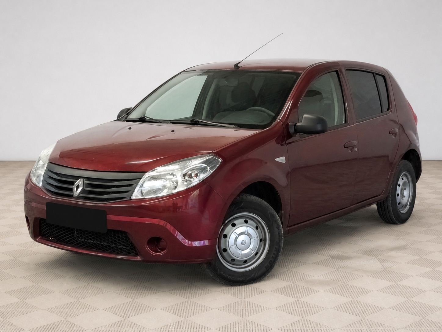 Renault - Renault Sandero, 2013
