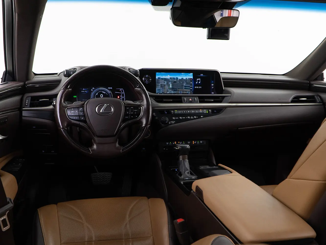 Lexus - Lexus ES VII, 2019 г.