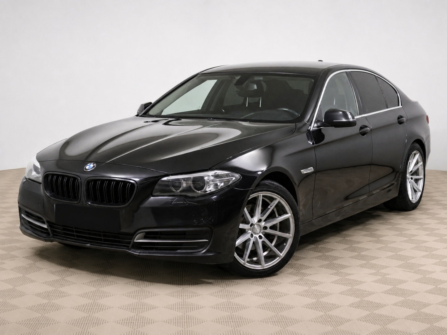 BMW - BMW 5 серии 520i VI (F10/F11/F07) Рестайлинг, 2015