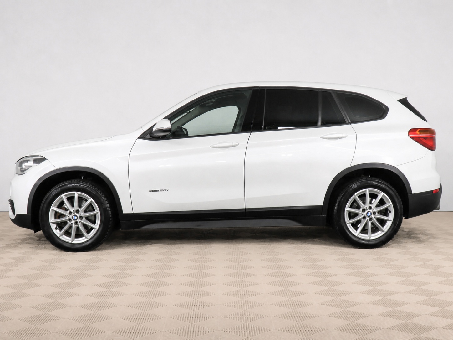 BMW - BMW X1 20i xDrive II (F48), 2017