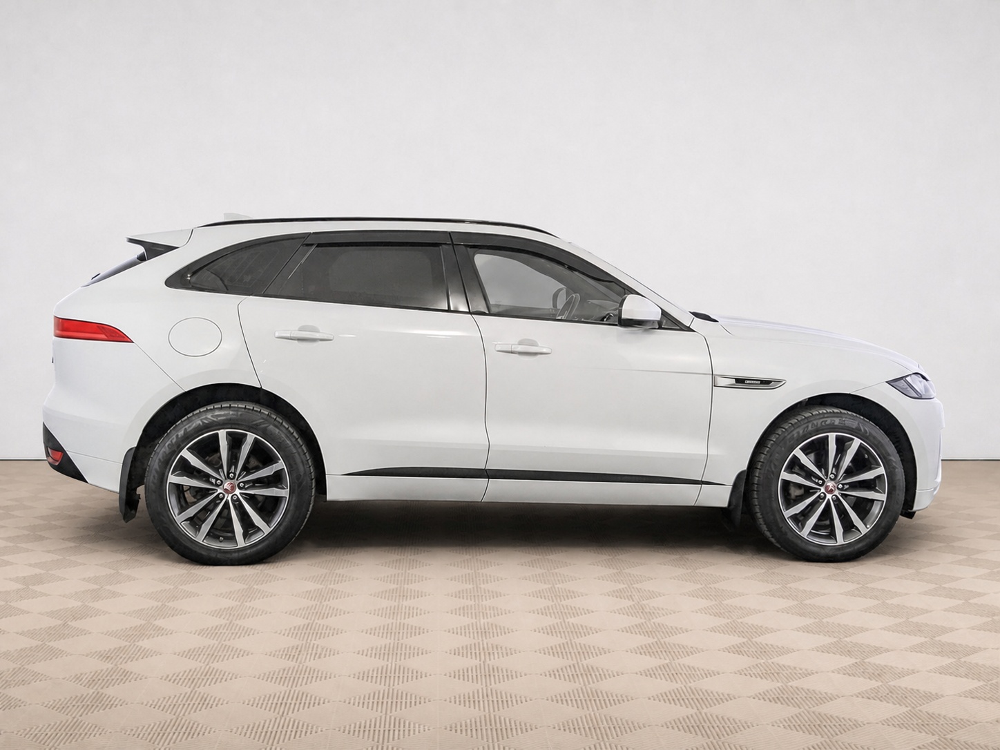 Jaguar - Jaguar F-Pace I, 2017