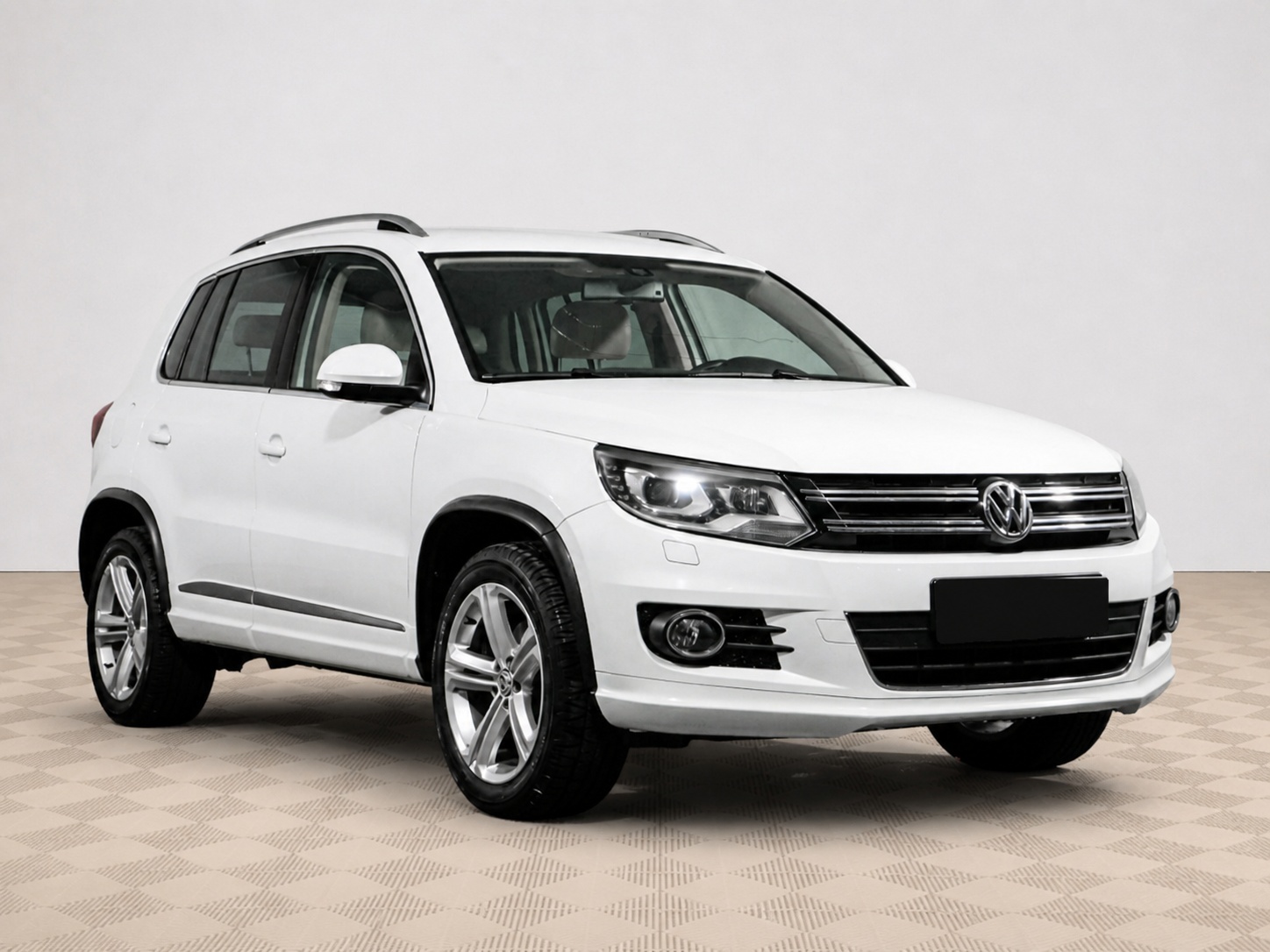 Volkswagen - Volkswagen Tiguan I Рестайлинг, 2015