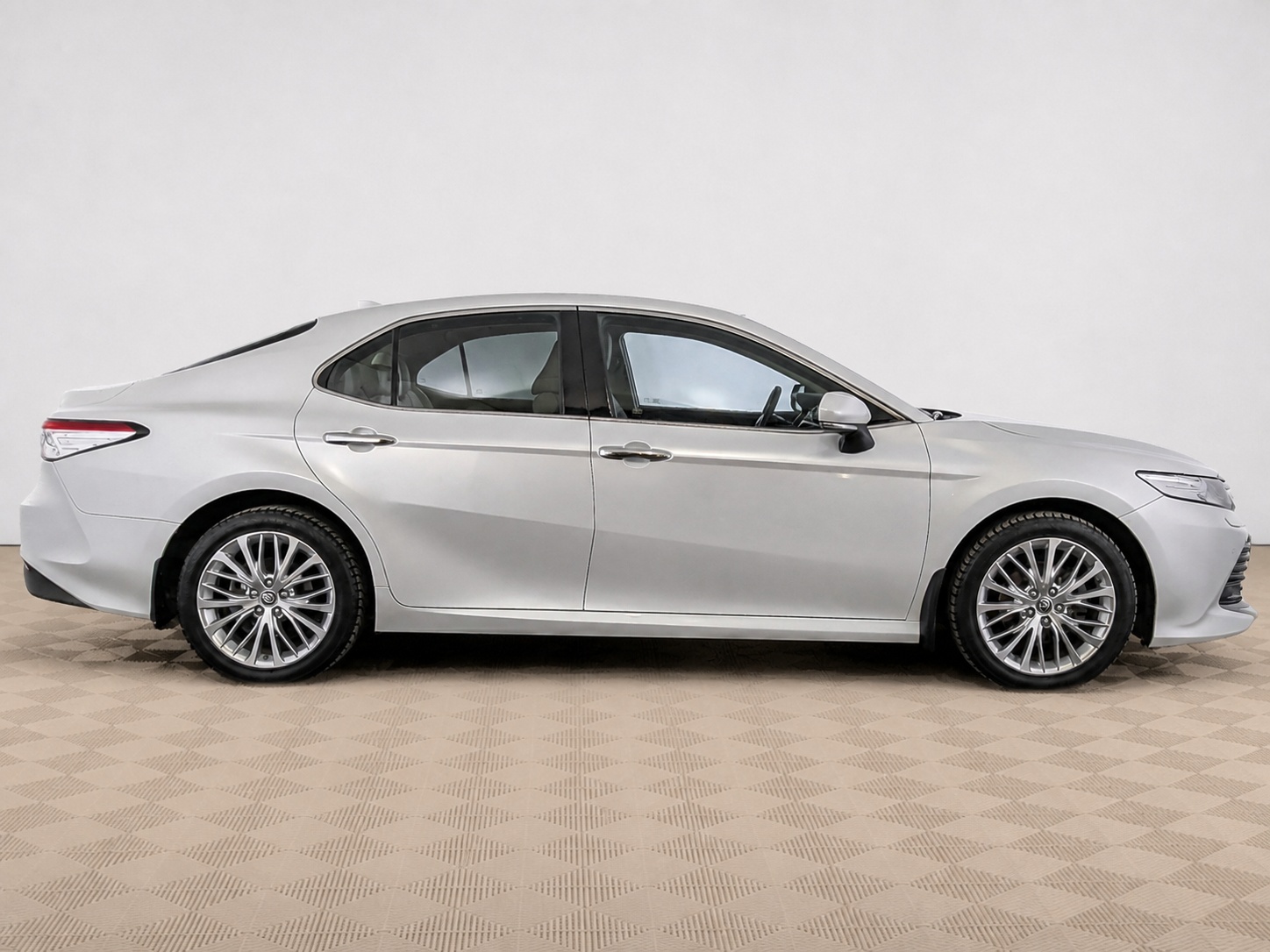 Toyota - Toyota Camry, 2021