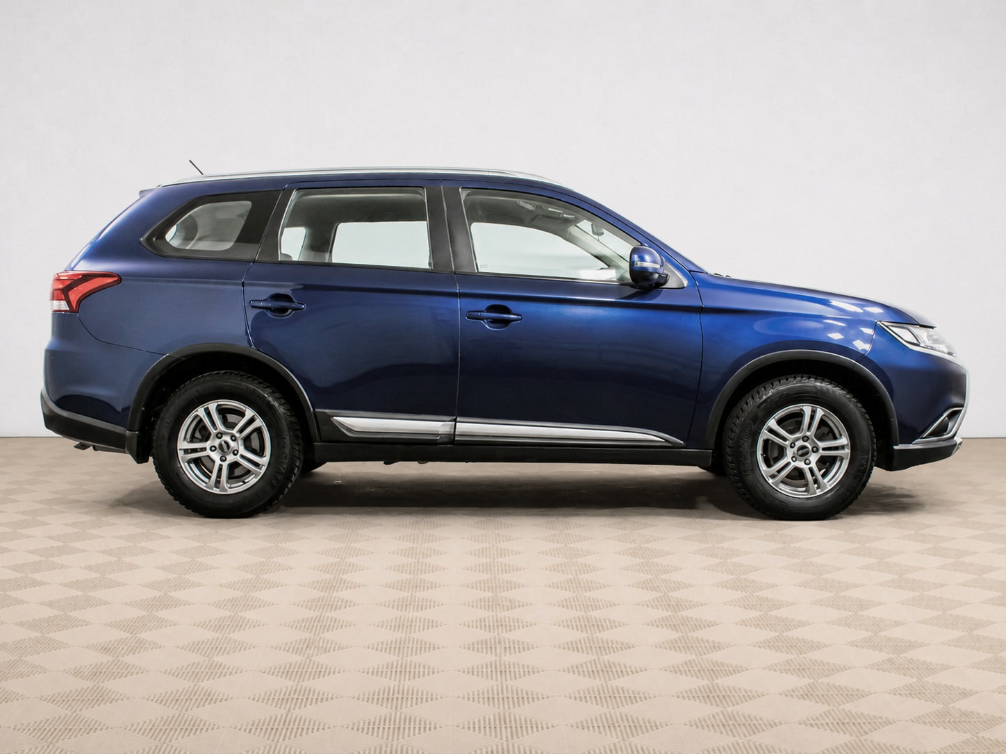 Mitsubishi - Mitsubishi Outlander III Рестайлинг 2, 2015
