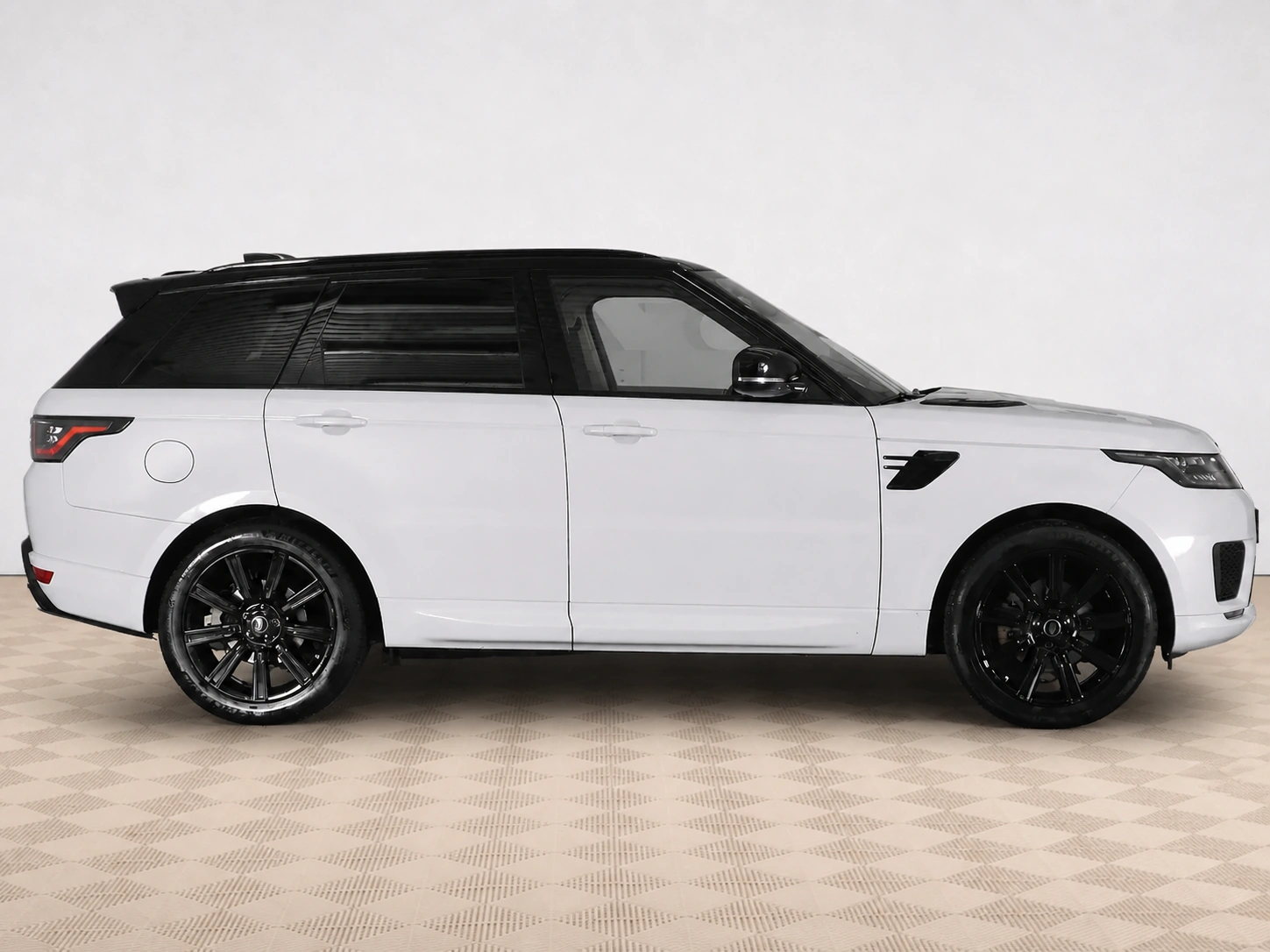 Land Rover - Land Rover Range Rover Sport II Рестайлинг, 2018 г.