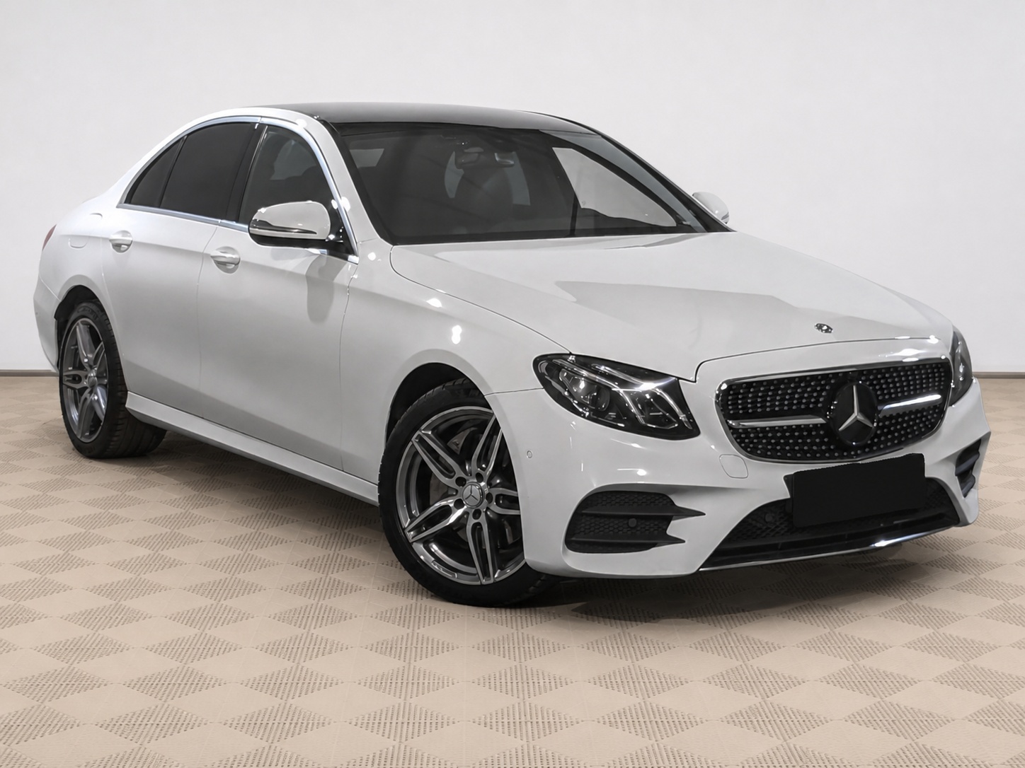 Mercedes-Benz - Mercedes-Benz E-Класс, 2020