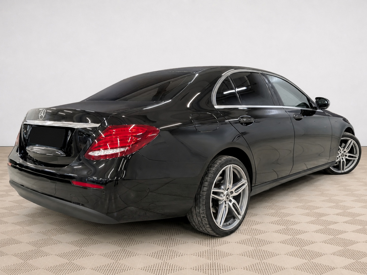 Mercedes-Benz - Mercedes-Benz E-Класс, 2019