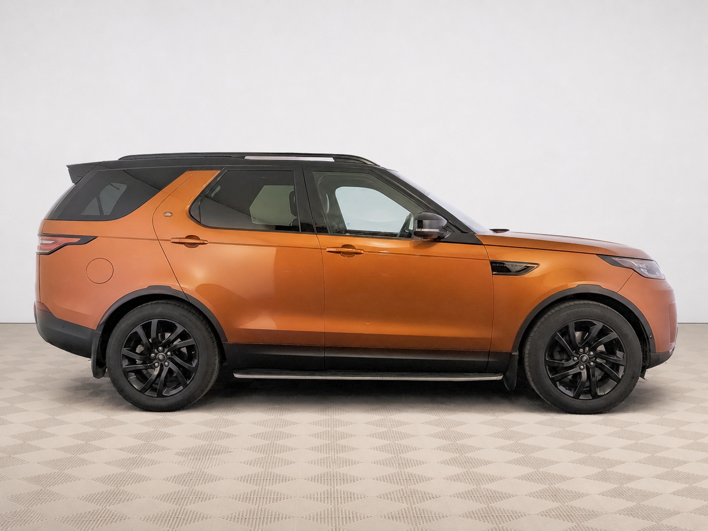 Land Rover - Land Rover Discovery, 2019