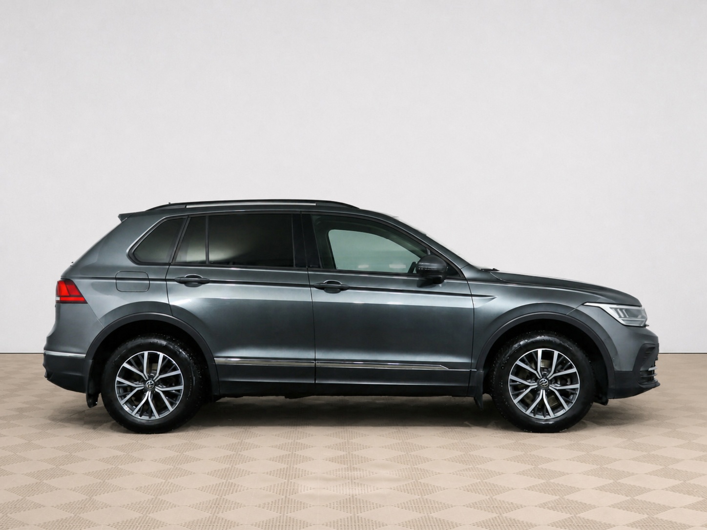 Volkswagen - Volkswagen Tiguan II Рестайлинг, 2021