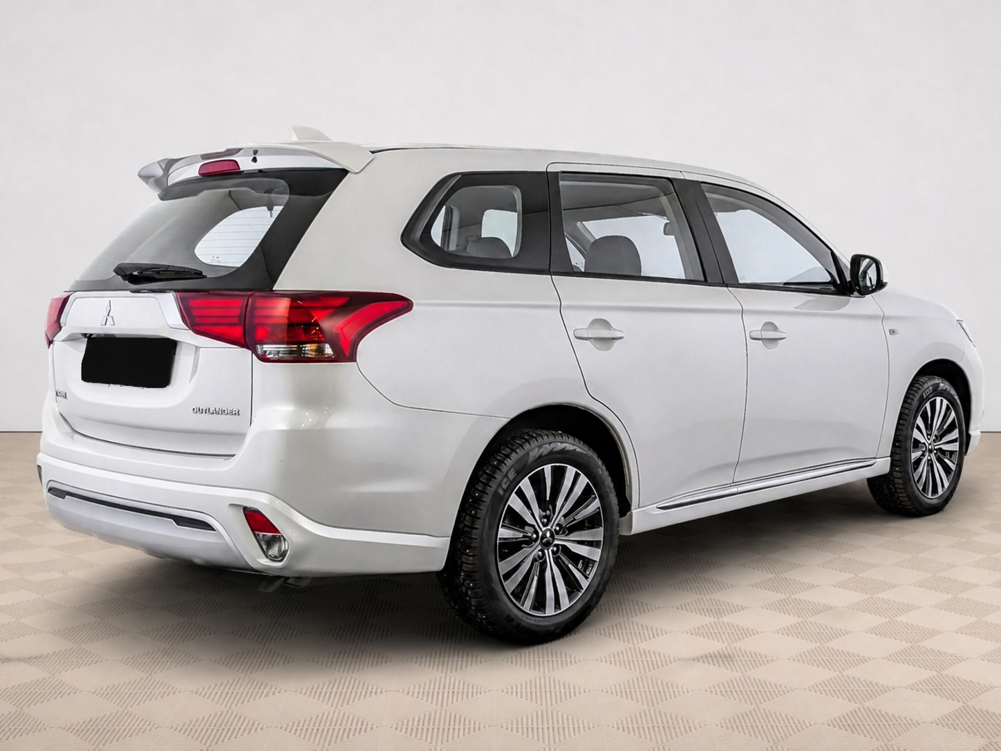 Mitsubishi - Mitsubishi Outlander, 2022