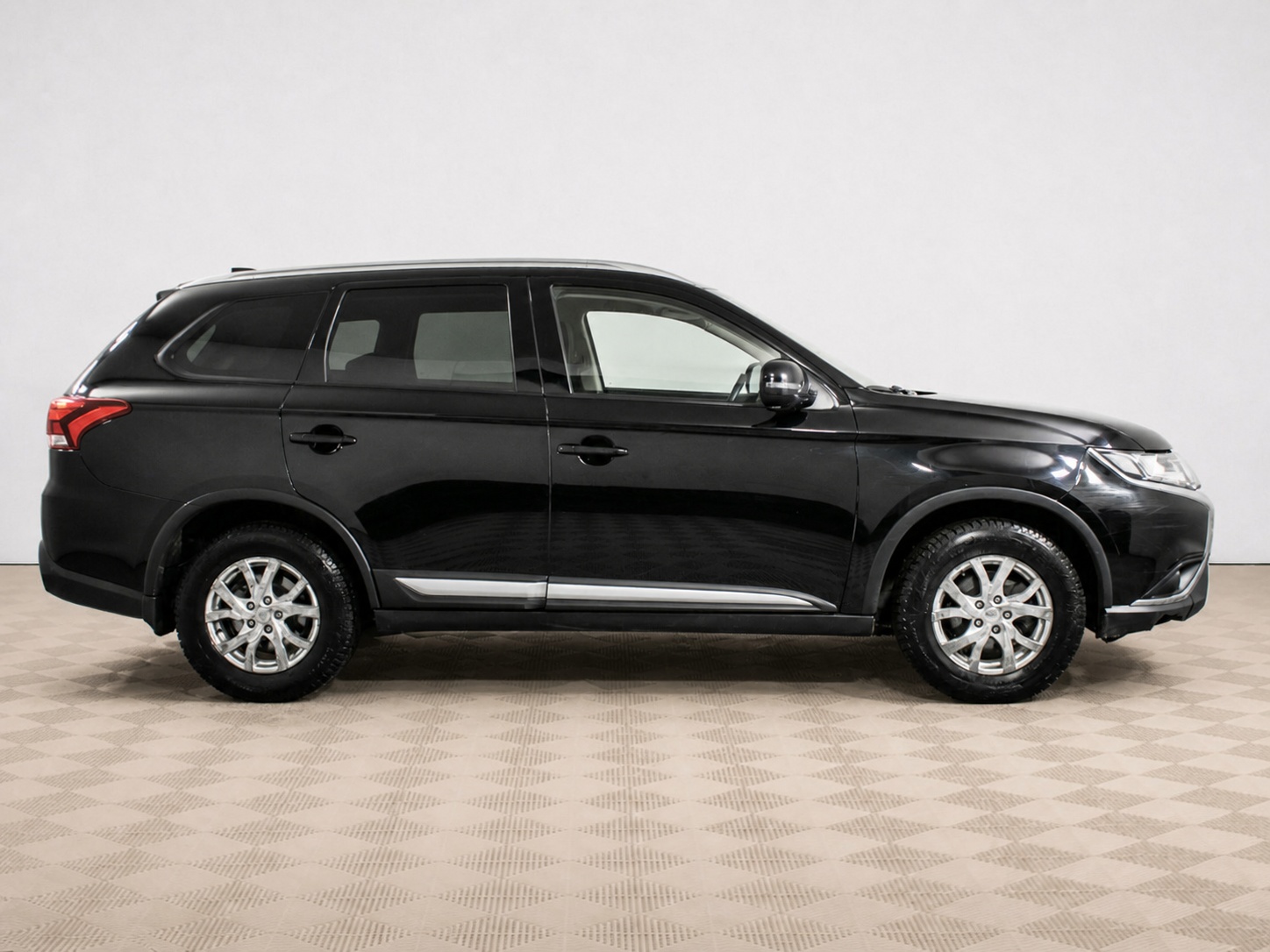 Mitsubishi - Mitsubishi Outlander III Рестайлинг 3, 2018
