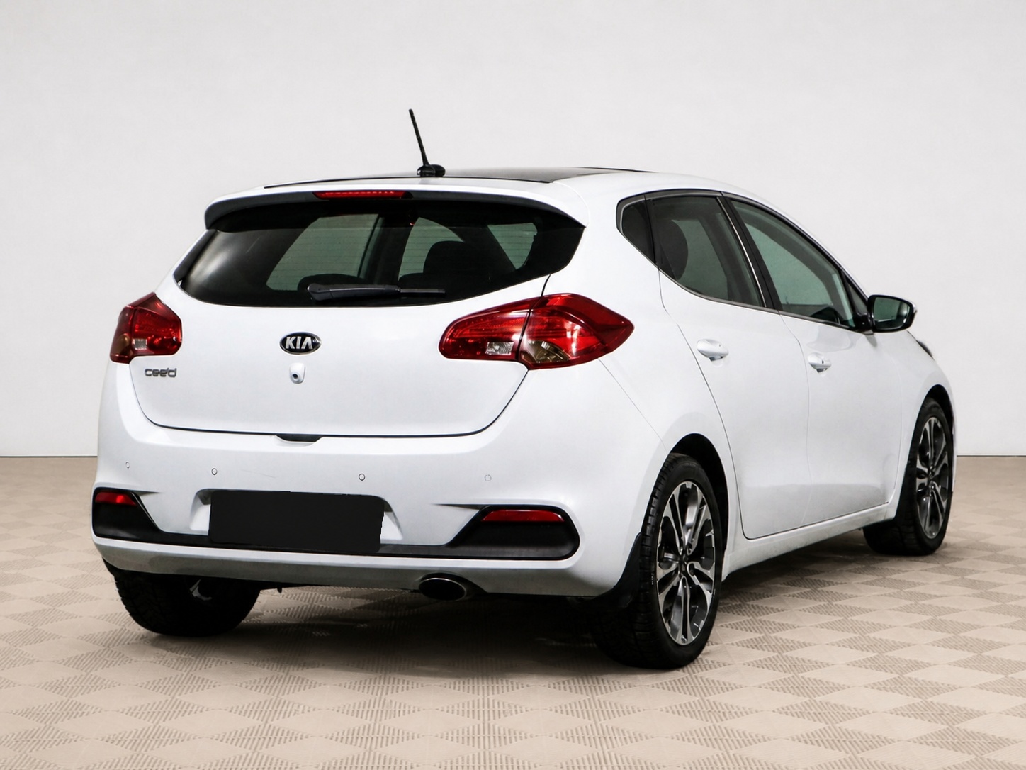 Kia - Kia Ceed II, 2013