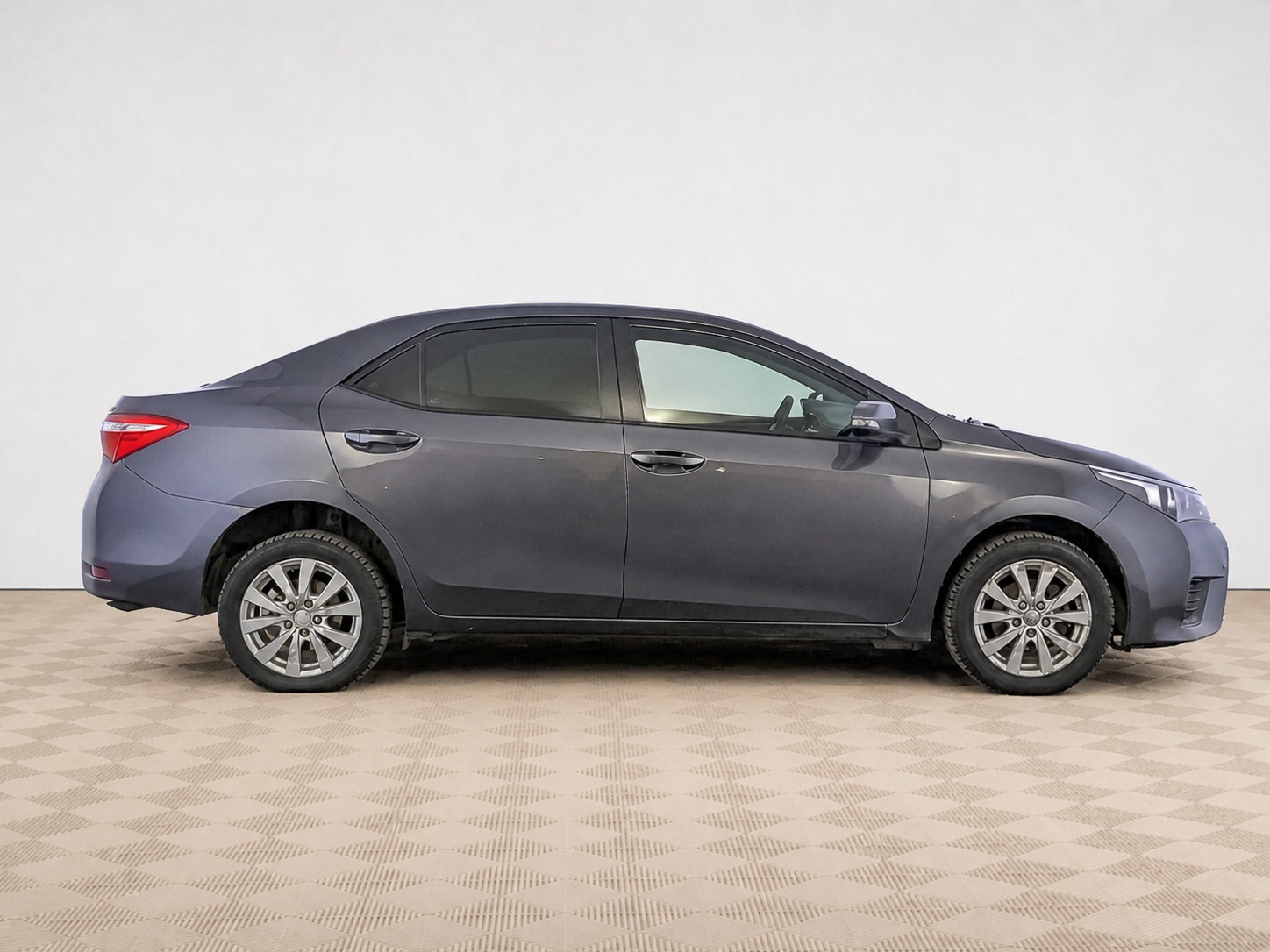 Toyota - Toyota Corolla XI (E160, E170, E180), 2015