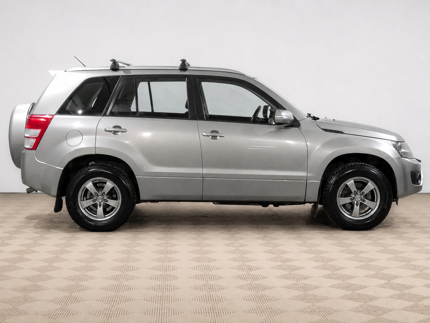 Suzuki - Suzuki Grand Vitara, 2014