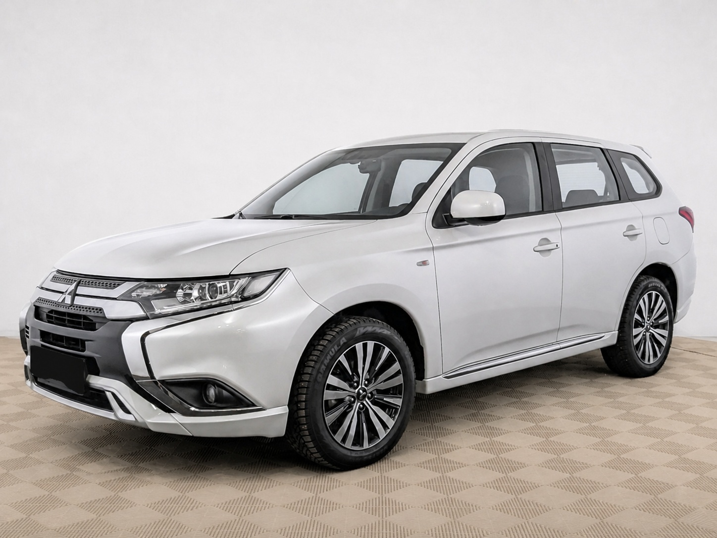 Mitsubishi - Mitsubishi Outlander, 2022