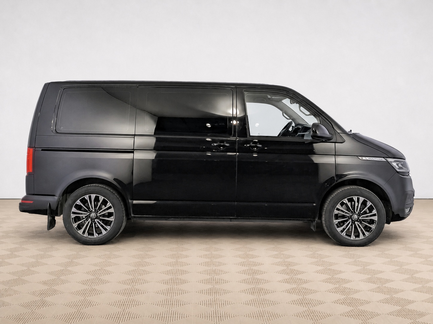 Volkswagen - Volkswagen Multivan T6 Рестайлинг, 2021