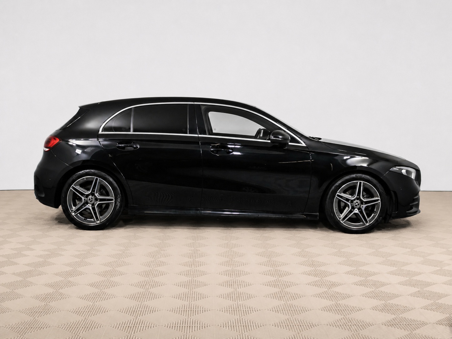 Mercedes-Benz - Mercedes-Benz A-Класс 200 IV (W177), 2020