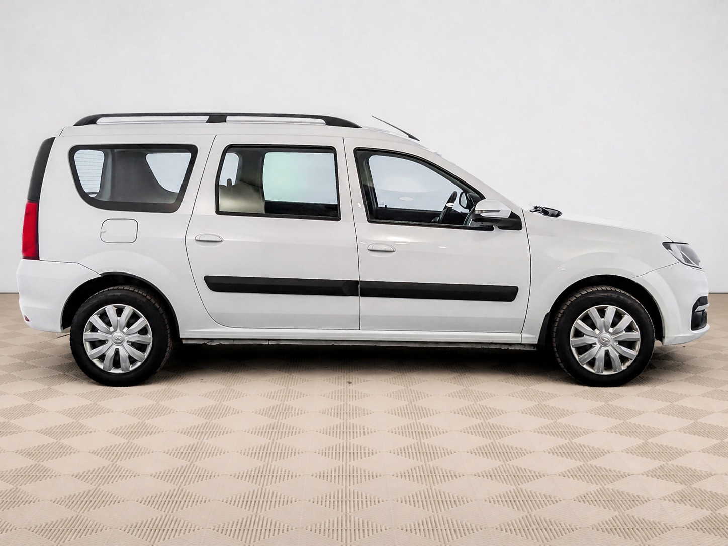 LADA (ВАЗ) - Lada Largus, 2021