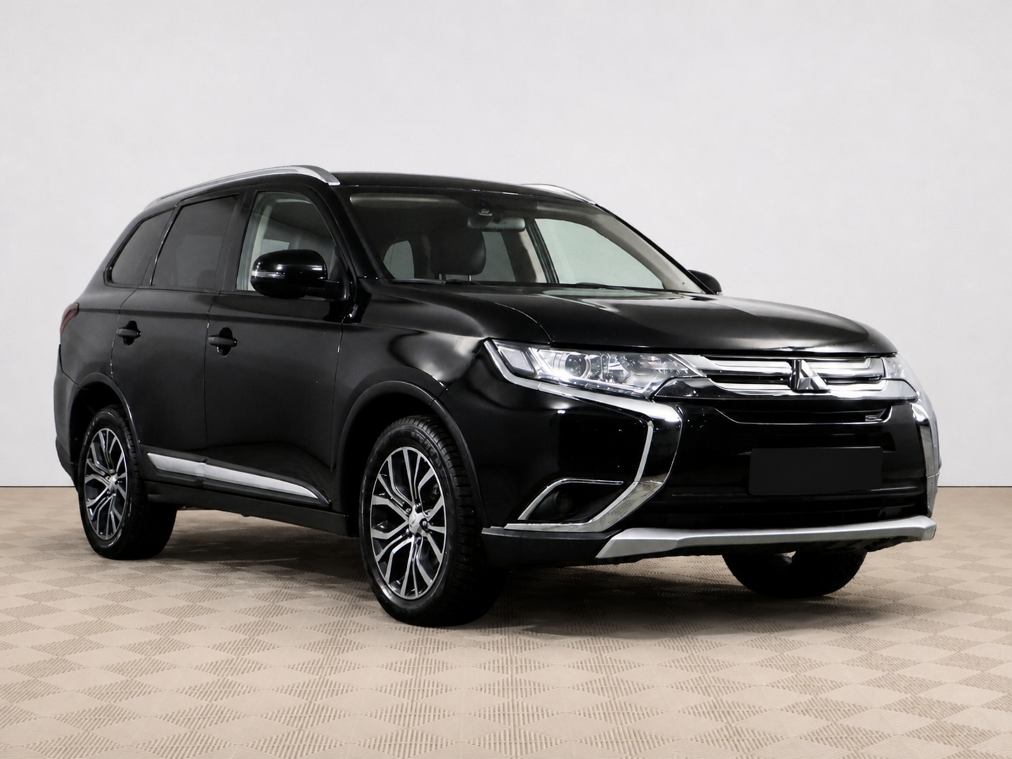 Mitsubishi - Mitsubishi Outlander III Рестайлинг 2, 2015