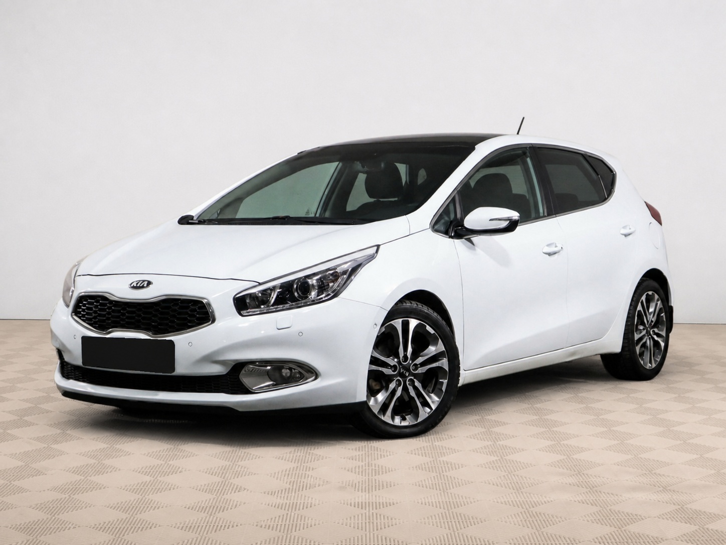 Kia - Kia Ceed II, 2013