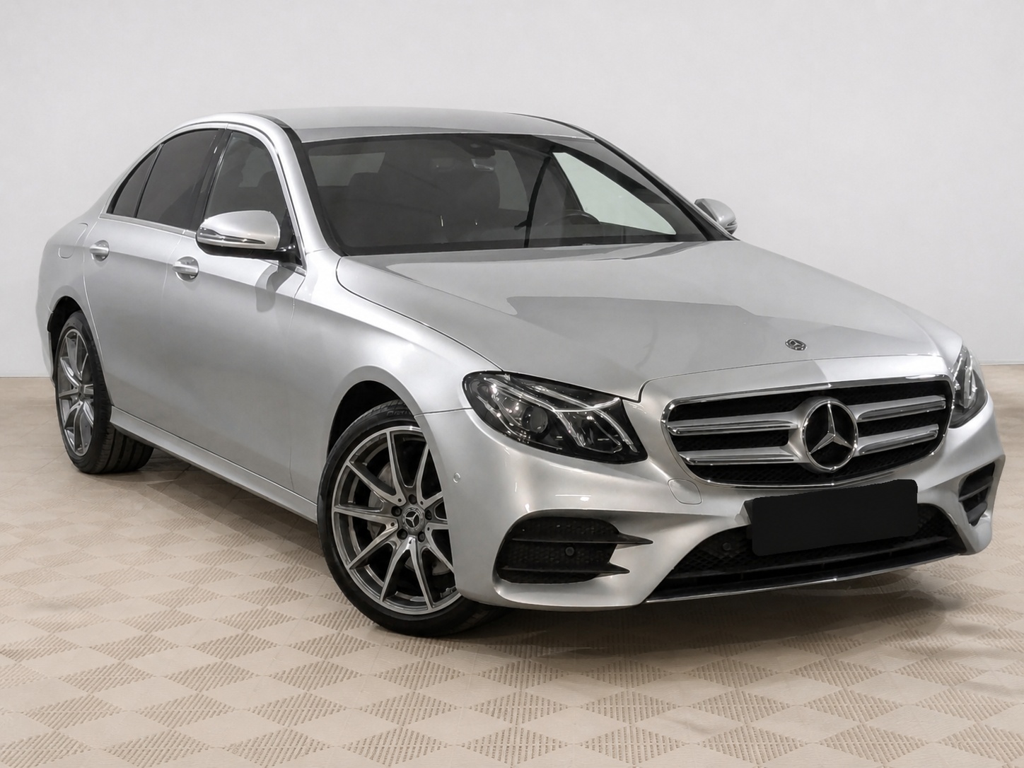 Mercedes-Benz - Mercedes-Benz E-Класс, 2020