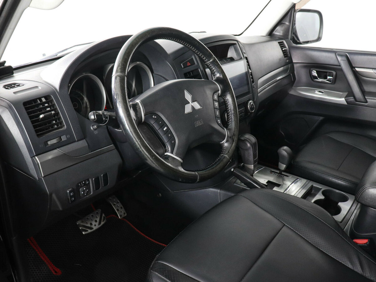 Mitsubishi - Mitsubishi Pajero IV Рестайлинг 1, 2013