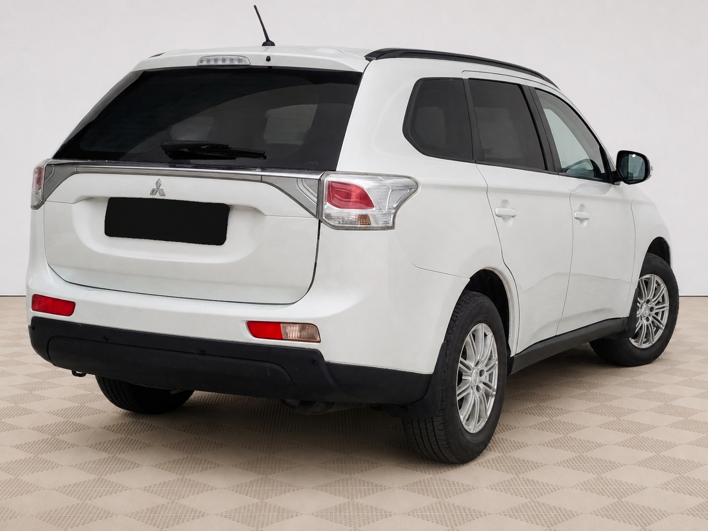 Mitsubishi - Mitsubishi Outlander, 2013