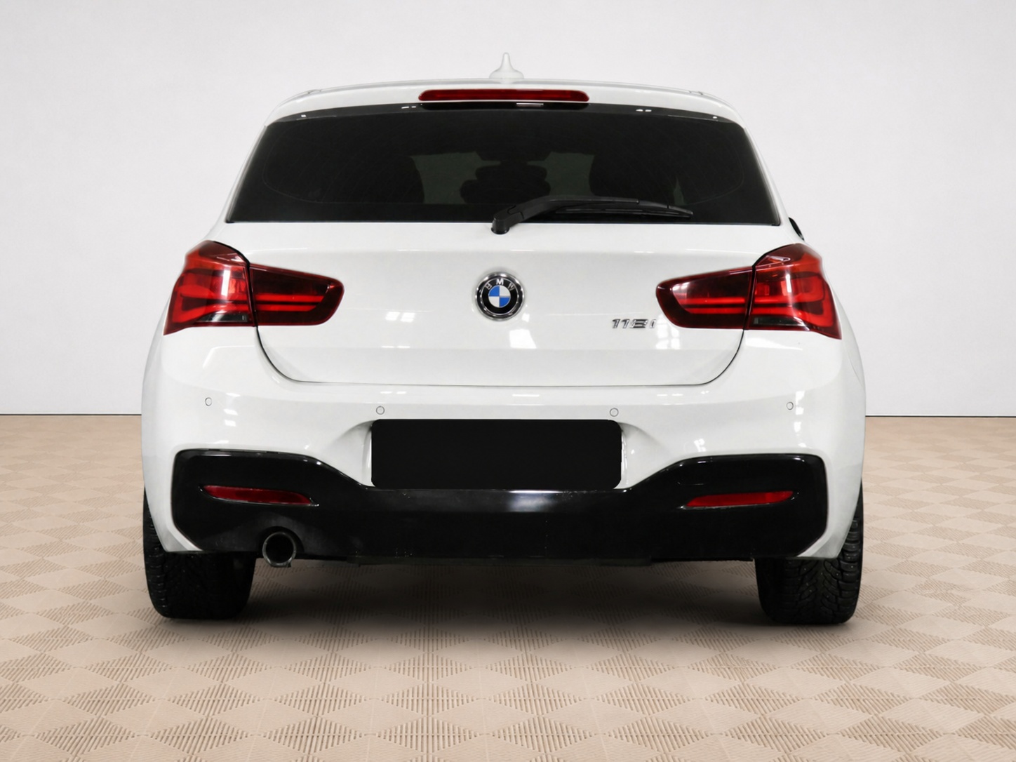 BMW - BMW 1 серии 118i II (F20/F21) Рестайлинг 2, 2019
