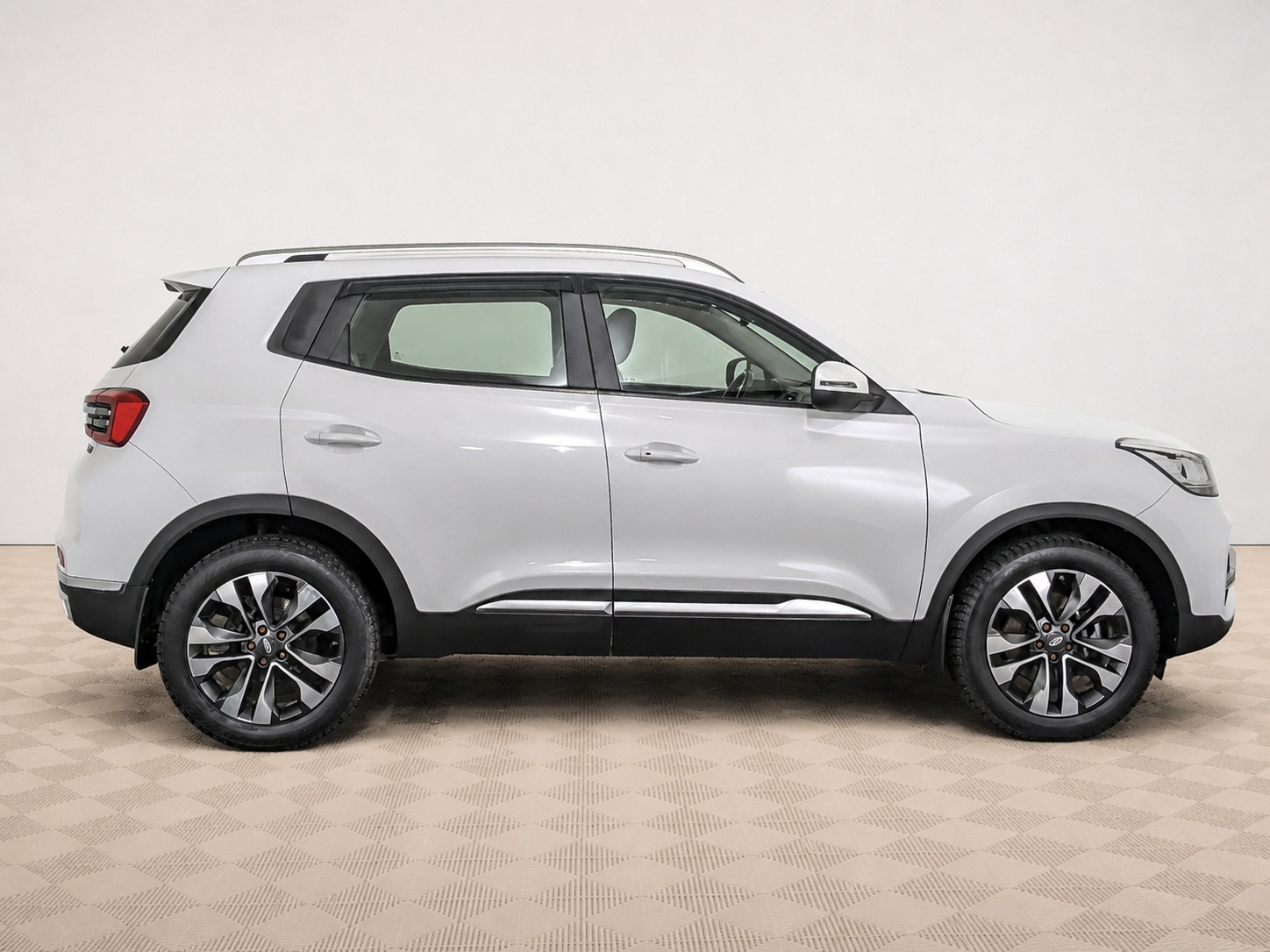 Chery - Chery Tiggo 4, 2020