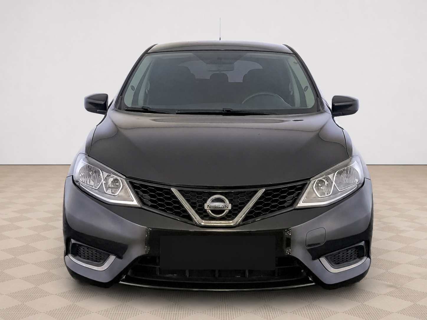 Nissan - Nissan Tiida, 2015