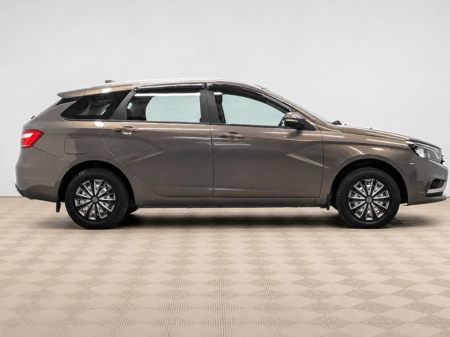 LADA (ВАЗ) - Lada Vesta SW, 2018