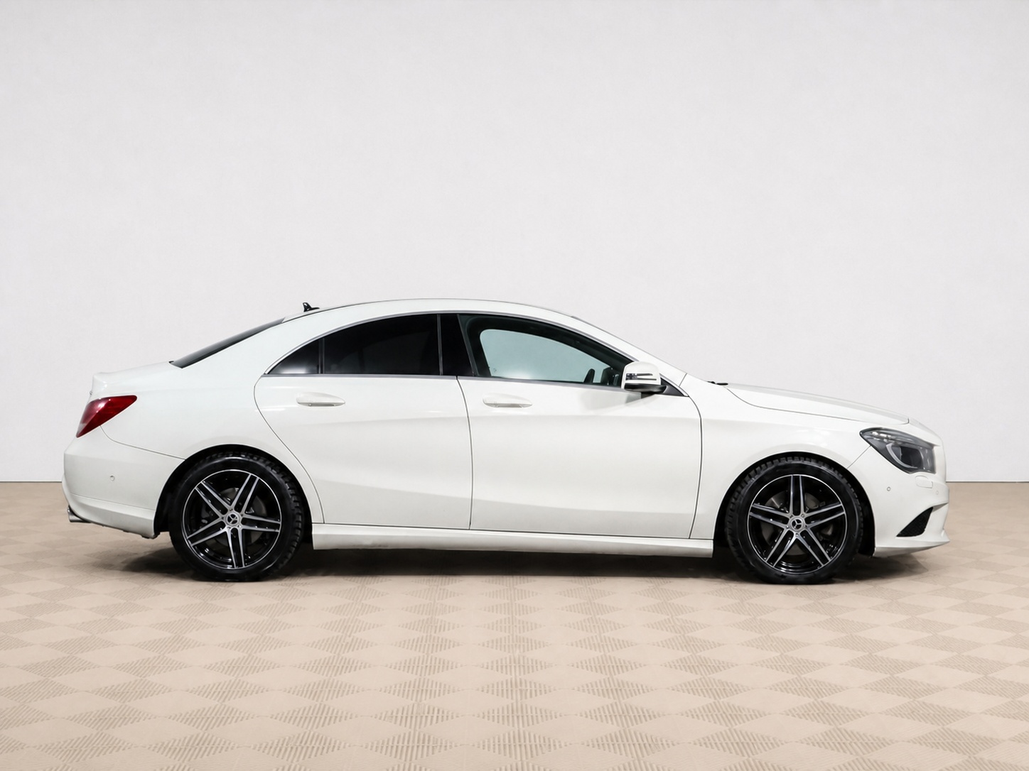 Mercedes-Benz - Mercedes-Benz CLA 250 I (C117, X117), 2014