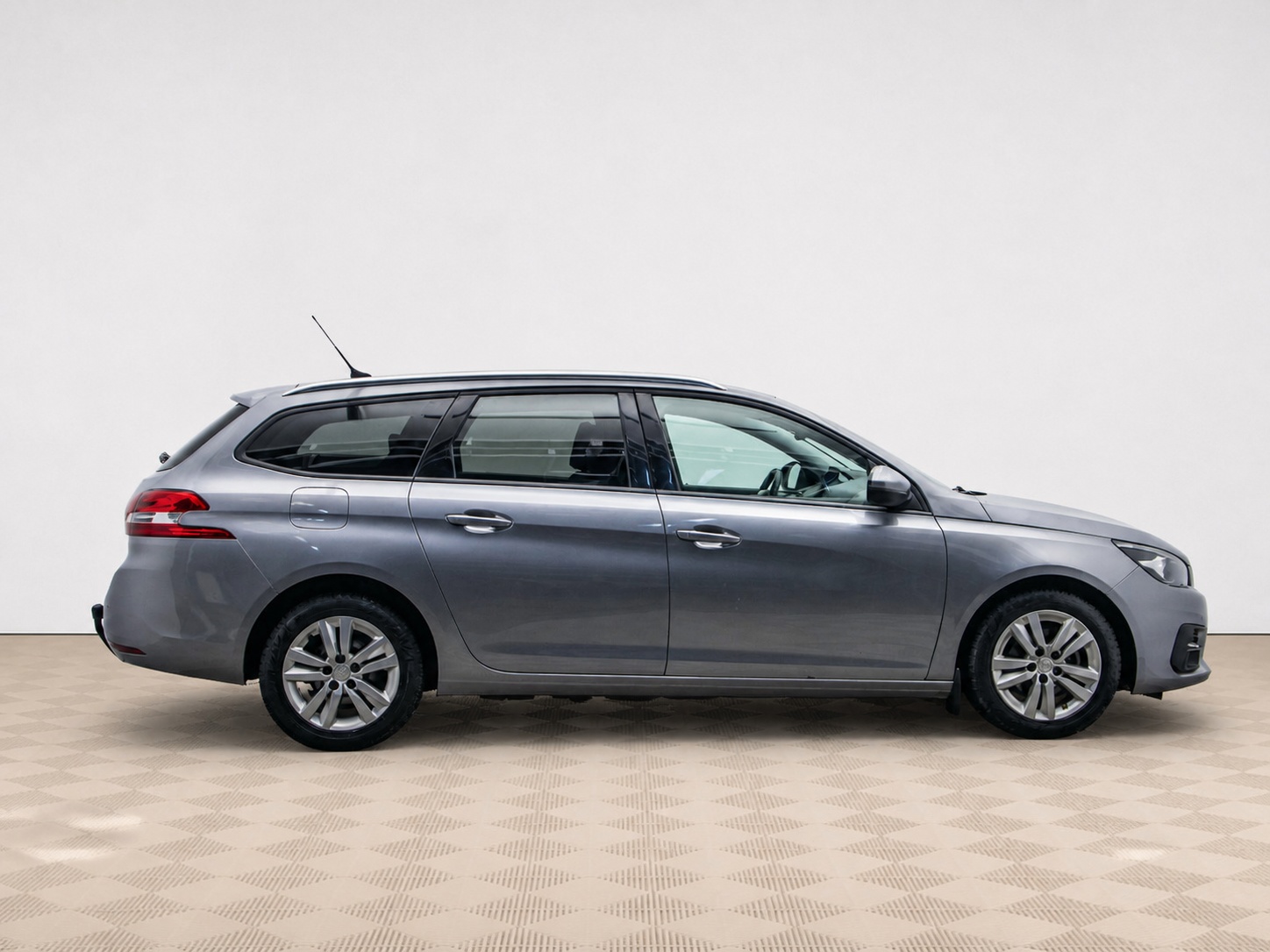 Peugeot - Peugeot 308 II Рестайлинг, 2017