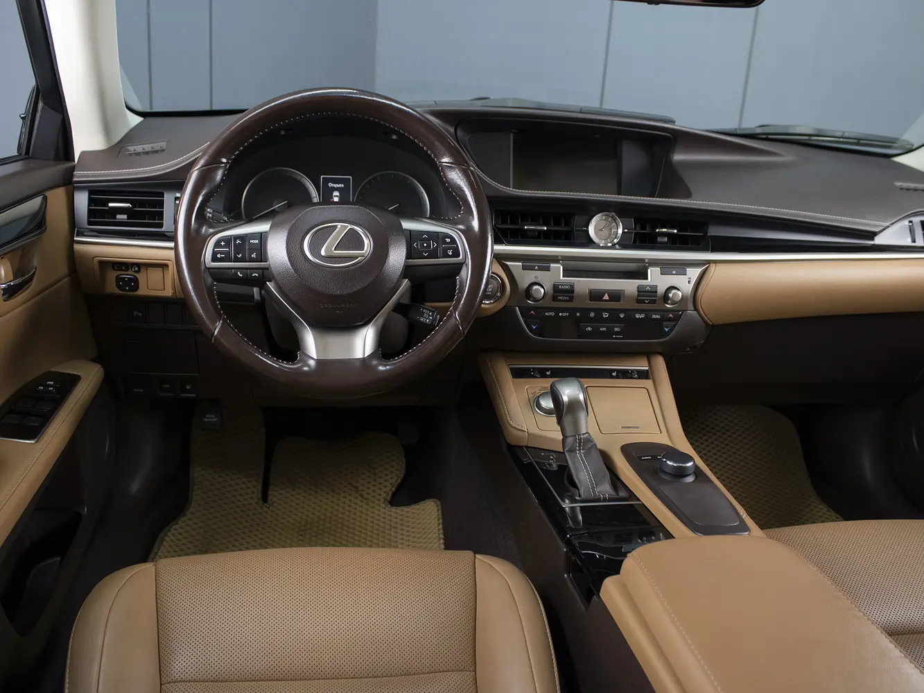 Lexus - Lexus ES VI Рестайлинг, 2016 г.