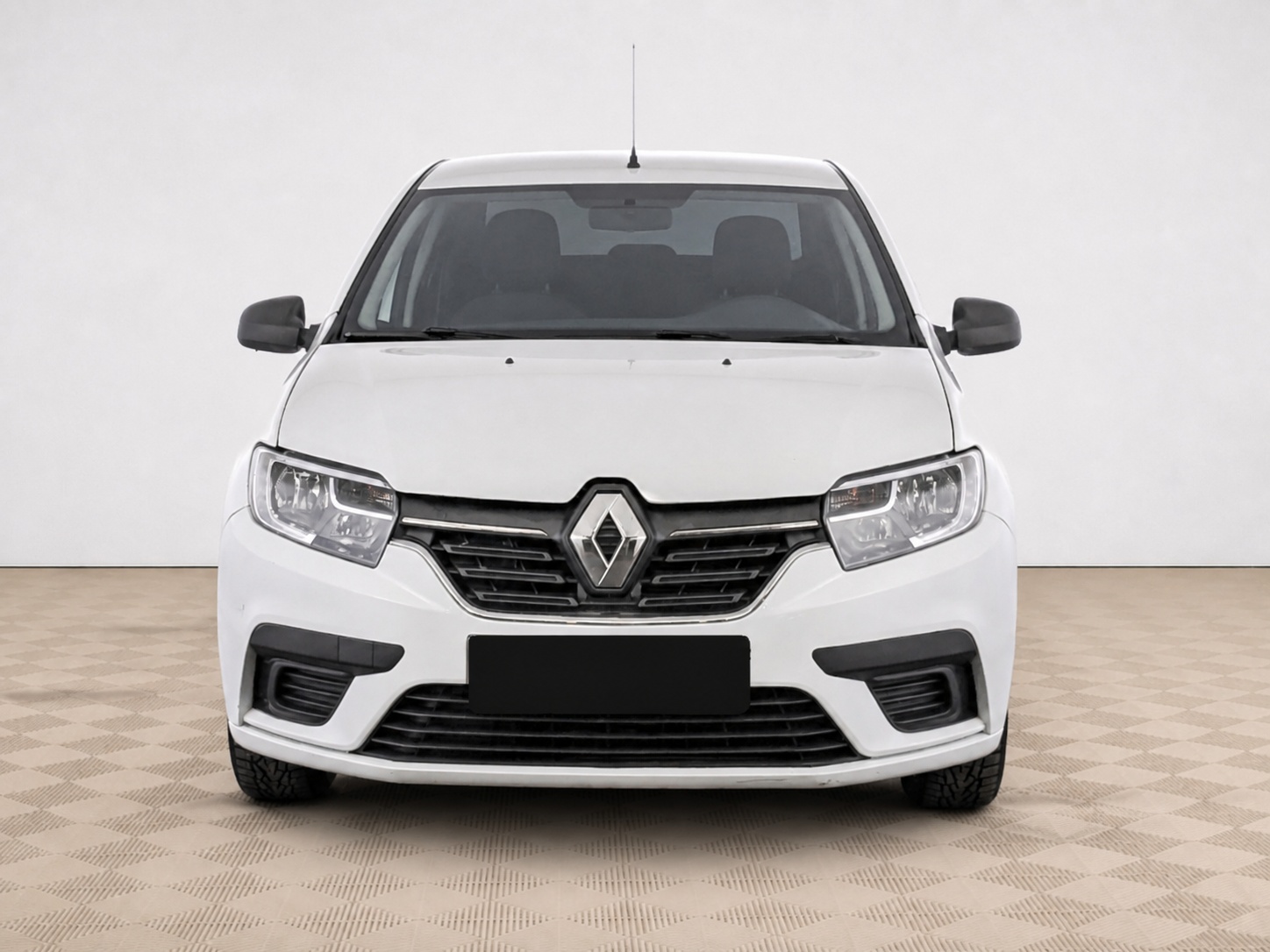 Renault - Renault Logan II Рестайлинг, 2018