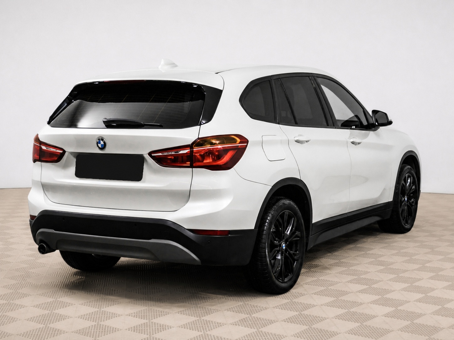 BMW - BMW X1 18d xDrive II (F48), 2017