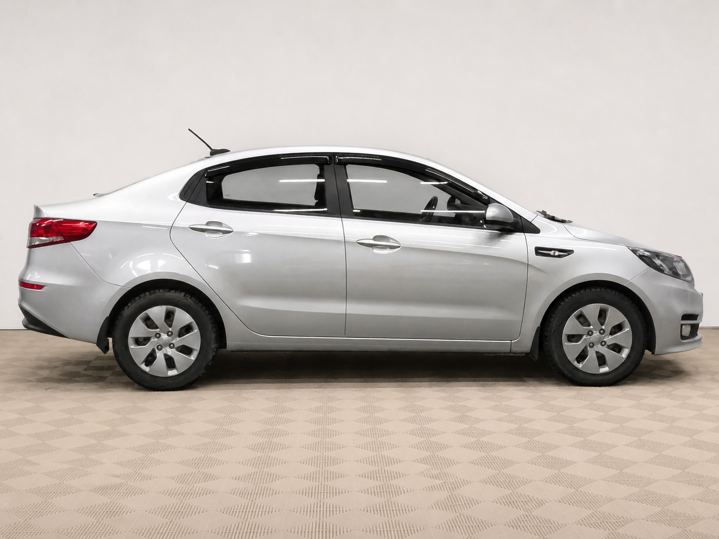 Kia - Kia Rio, 2017