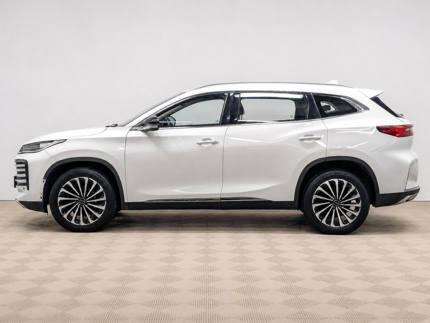 EXEED - Exeed TXL, 2022