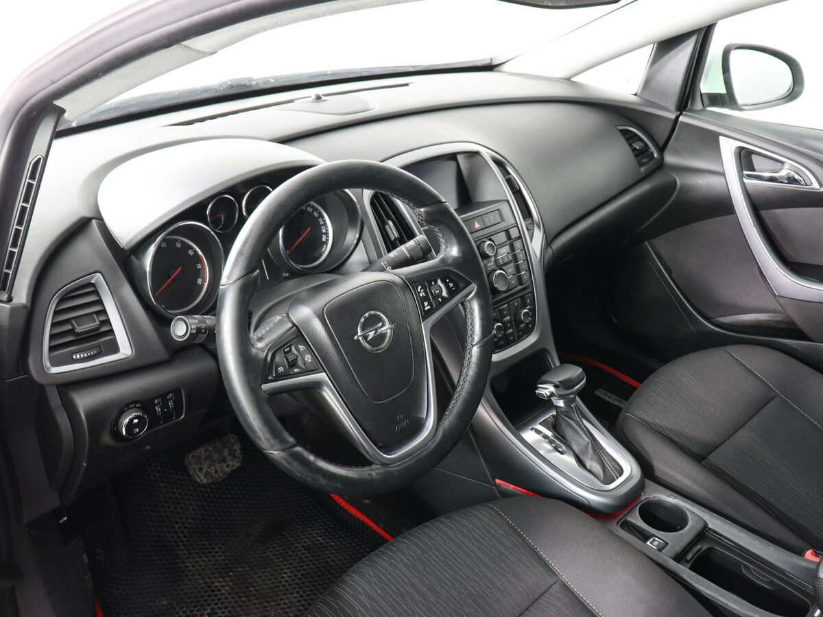 Opel - Opel Astra J Рестайлинг, 2013