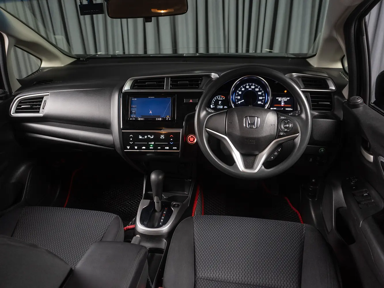 Honda - Honda Fit III Рестайлинг, 2018 г.