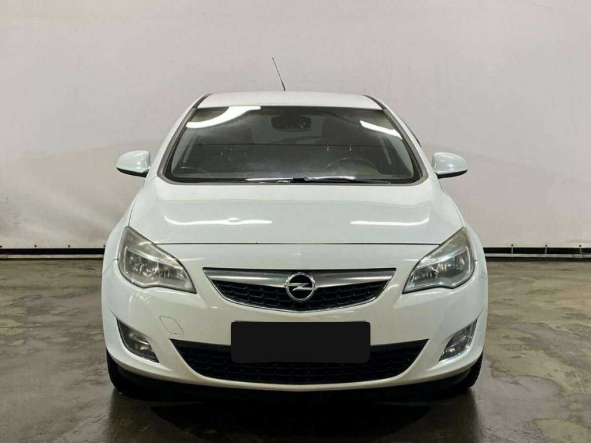 Opel - Opel Astra, 2010