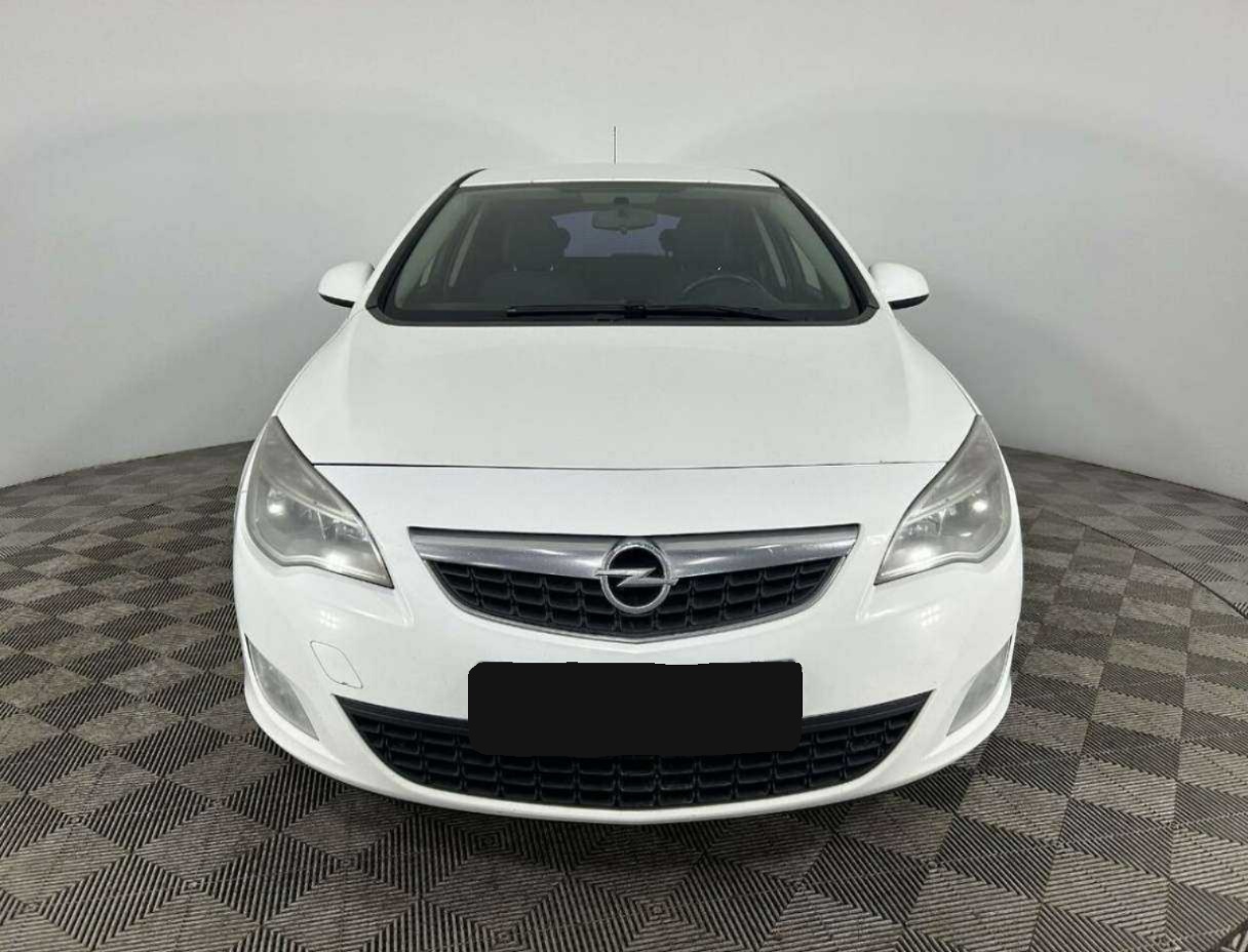 Opel - Opel Astra, 2011