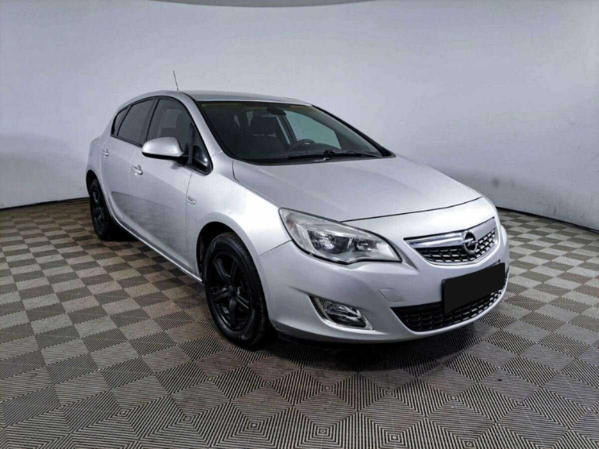 Opel - Opel Astra, 2011