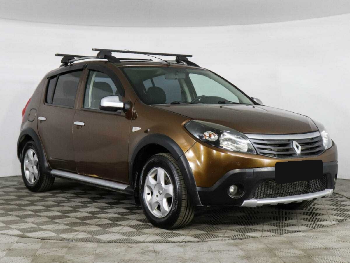 Renault - Renault Sandero Stepway, 2013